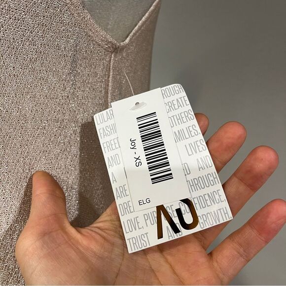 LuLaRoe Elegant Cream and gold Open-Front Joy duster size extra small - Picture 10 of 12